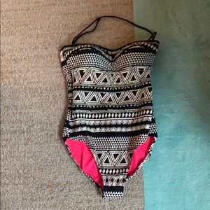 Printed one piece bathing suit